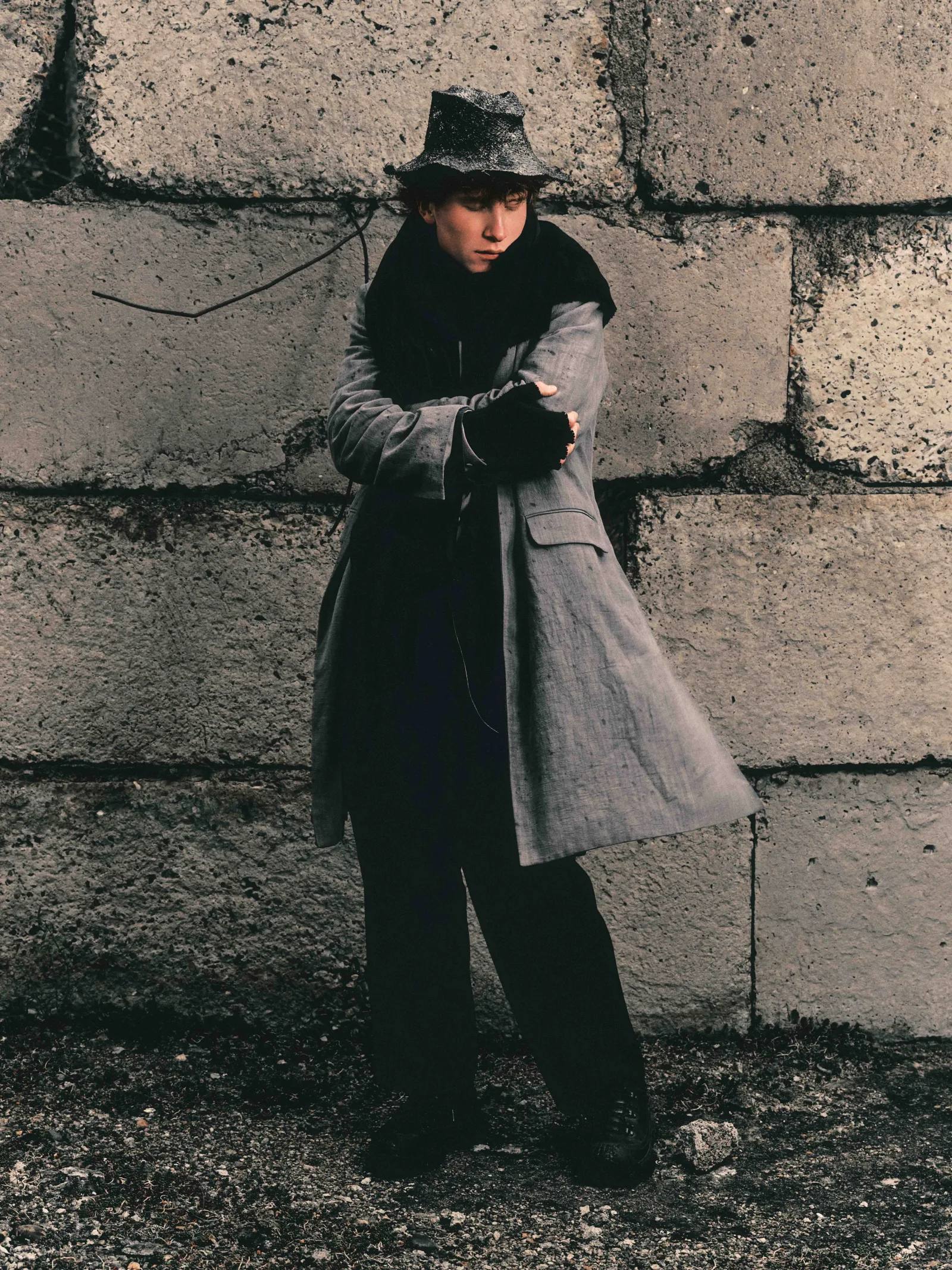 HERMIT EDITORIAL — editorial still