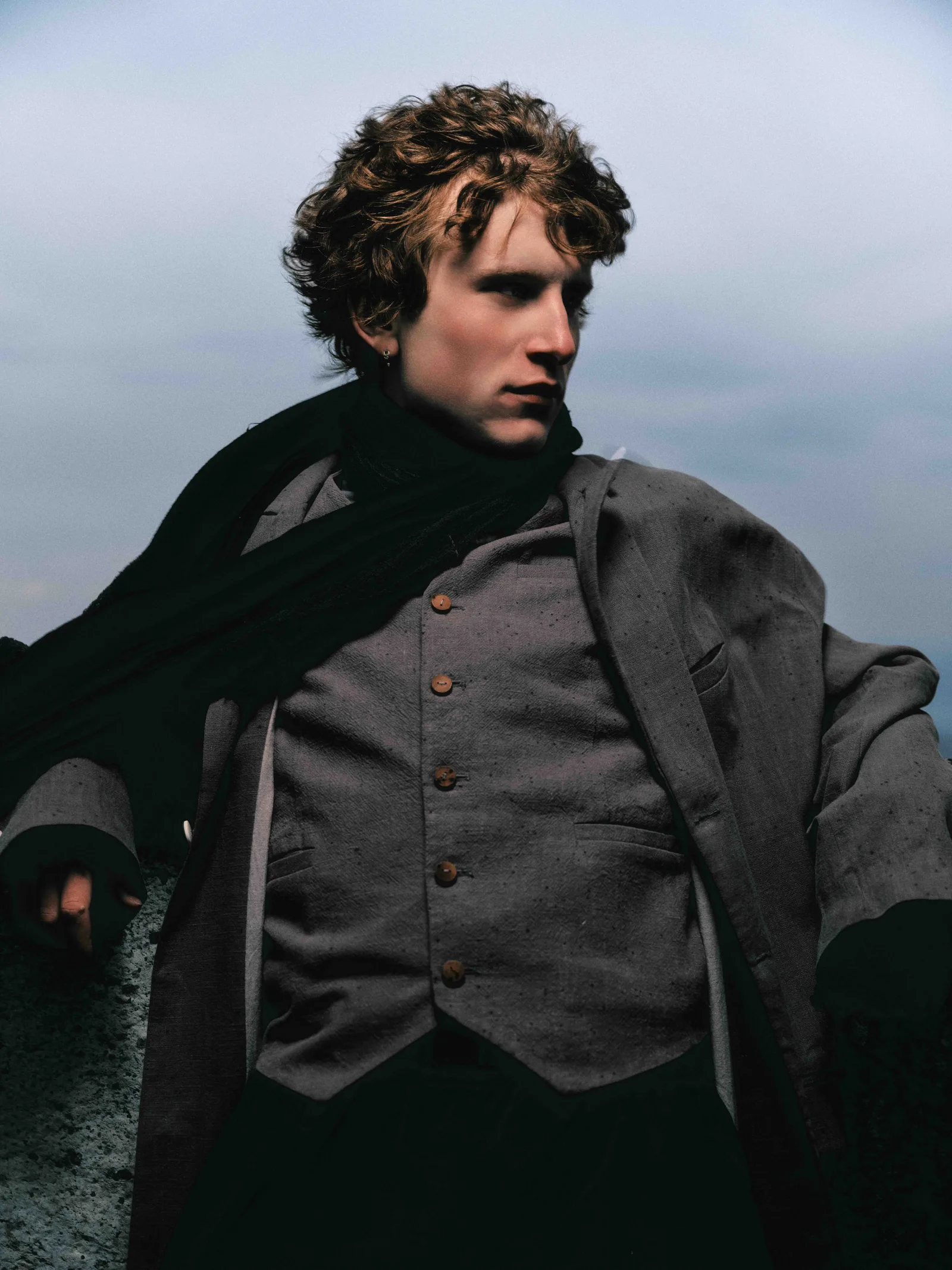 HERMIT EDITORIAL — editorial still