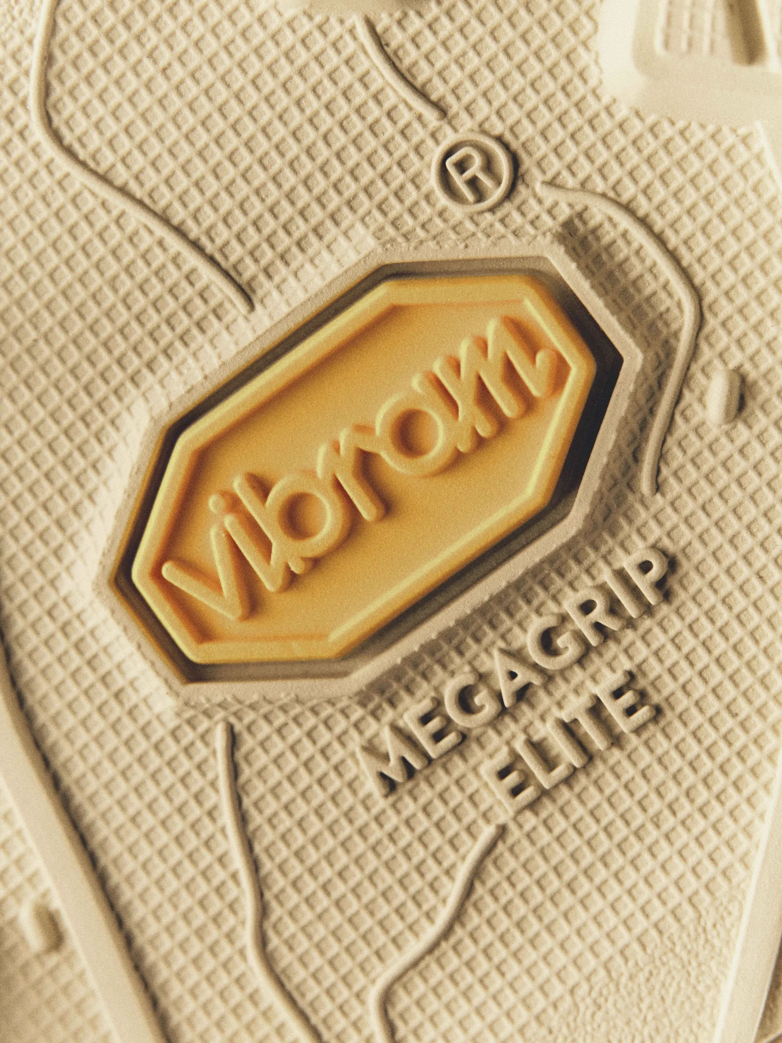 NORDA 055 — editorial still
