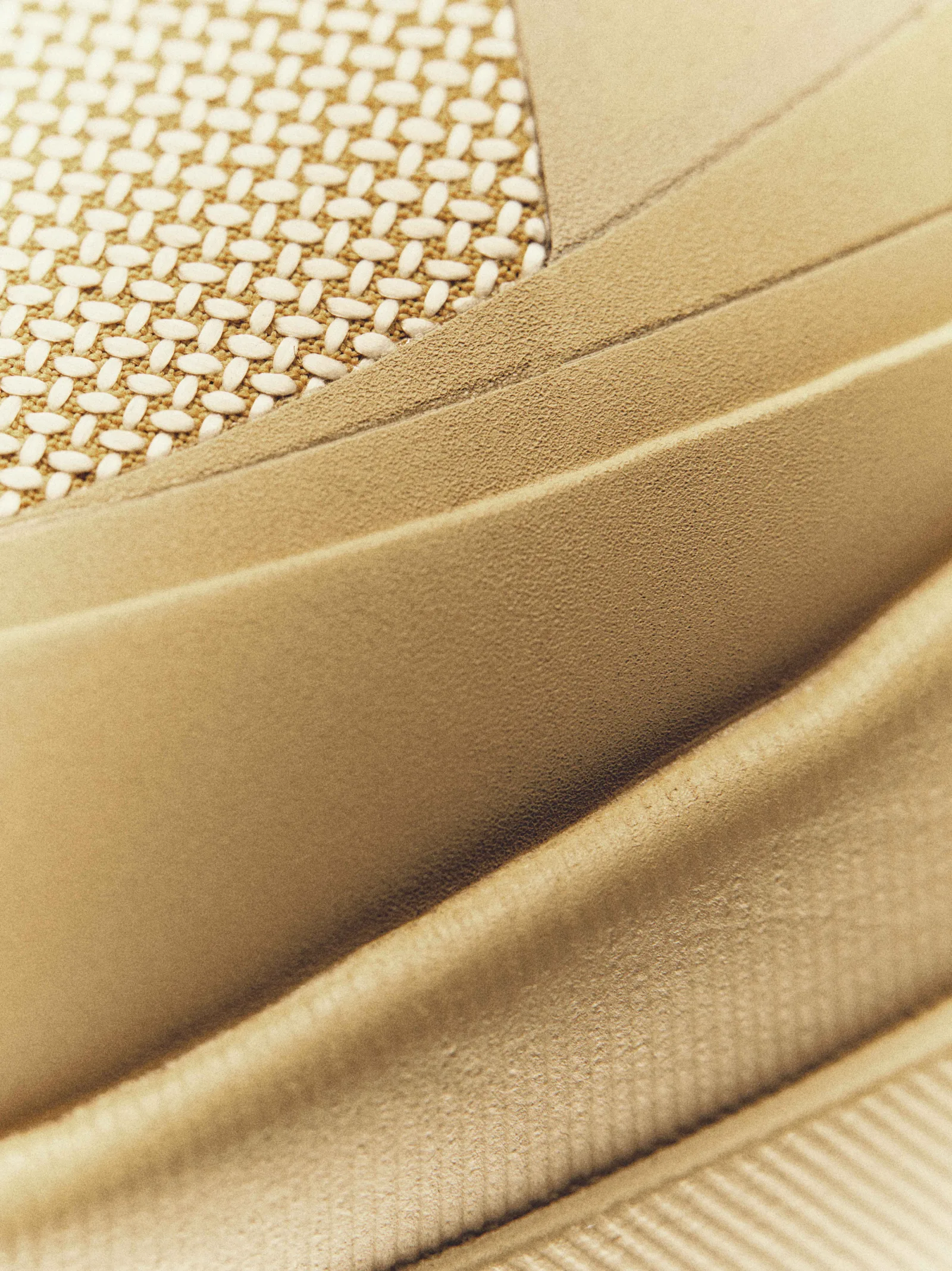 NORDA 055 — editorial still